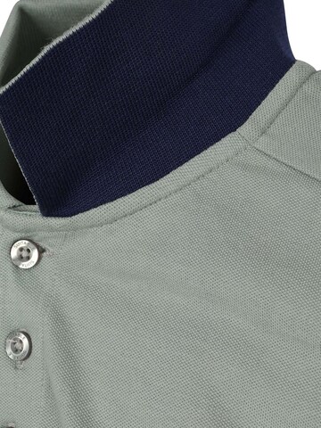 T-Shirt 'Tip Ferry' Suitable en vert