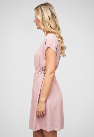 Cloud5ive Kleid in Pink