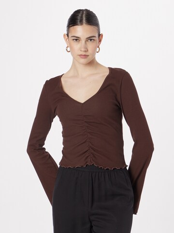 Monki Shirt in Braun: Vorderseite