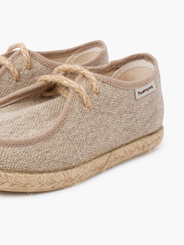 Scarpa bassa di Pisamonas in beige
