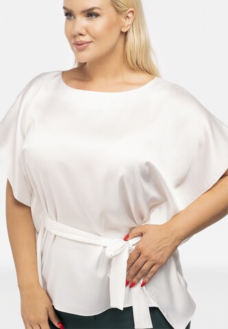 Camicia da donna 'TALA' di Karko in bianco: frontale