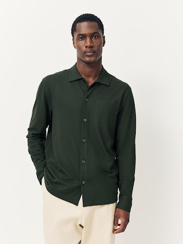 Coupe regular Chemise Next en vert : devant