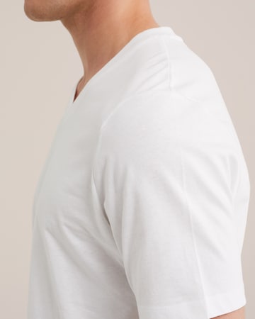 Tricou de la WE Fashion pe alb