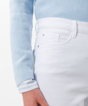 BRAX Regular Jeans 'Carola' in White