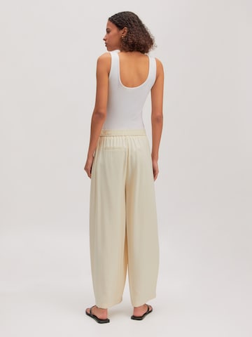 EDITED Loosefit Hose 'Quanda' in Beige