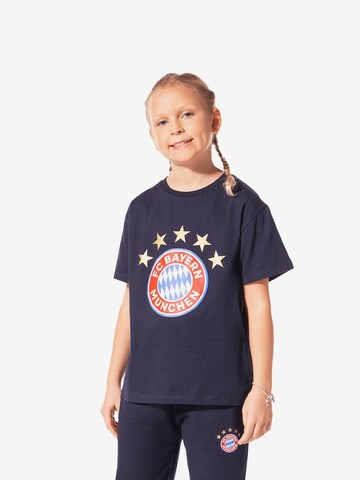 FC BAYERN MÜNCHEN T-Shirt Essentials 'FC Bayern München' in Blau: predná strana