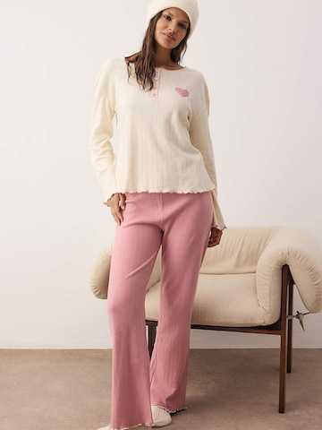 Trendyol Pižama | bež barva: sprednja stran