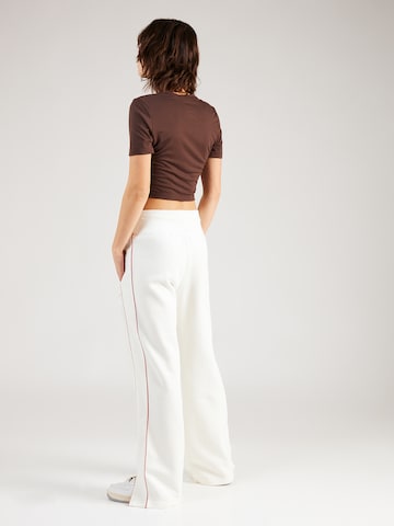 Wide Leg Pantalon 'FLC PHX' Nike Sportswear en beige