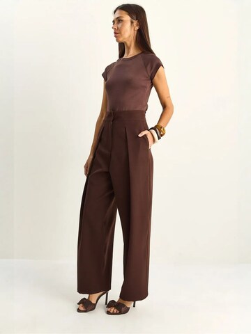 Bianco Lucci Wide leg Bandplooibroek in Bruin