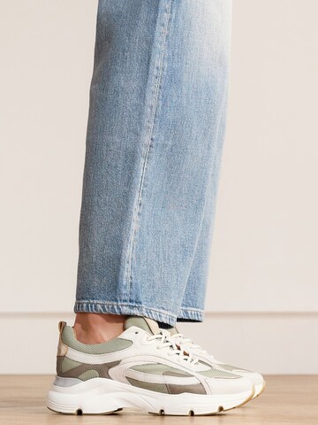 MANFIELD Sneakers in Grey