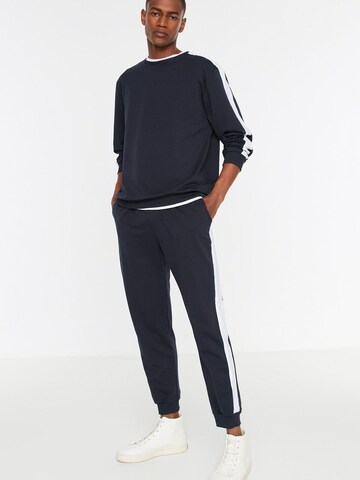 Pyjama long Trendyol en bleu : devant