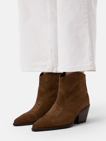 L37 HANDMADE SHOES Enkellaarsje 'IT'S NOT THE SAME' in Beige