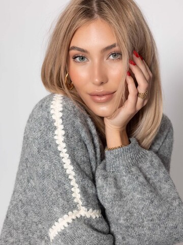 SASSYCLASSY Oversizestrickjacke in Grau