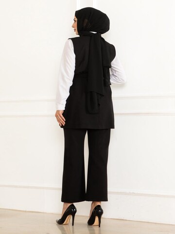 MODAMIHRAM Tunic in Black