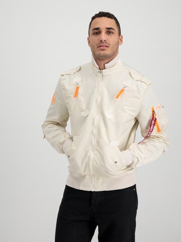 Veste mi-saison 'Falcon II' ALPHA INDUSTRIES en blanc