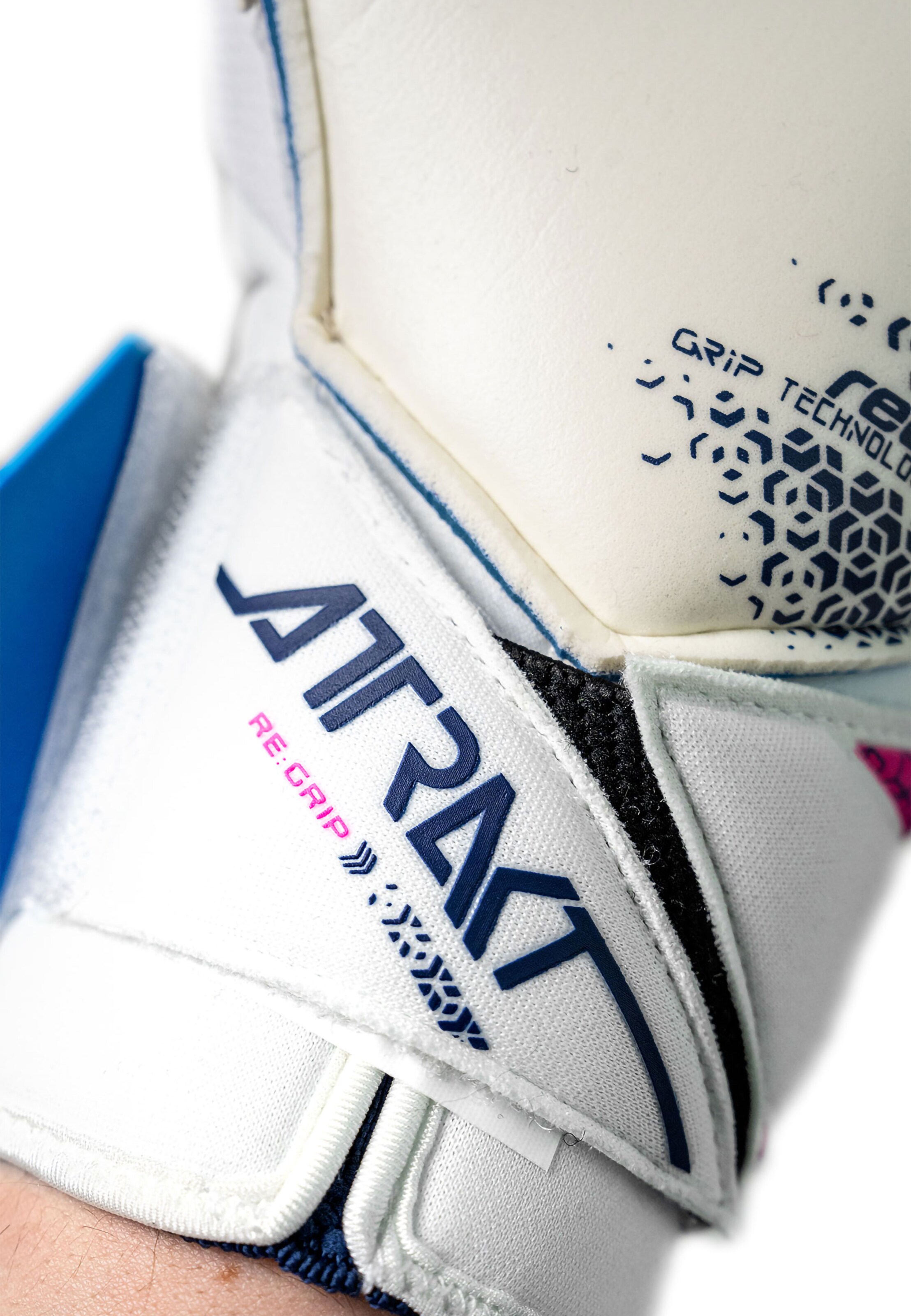 REUSCH Sports gloves 'Attrakt Re:Grip Evolution' in Blue