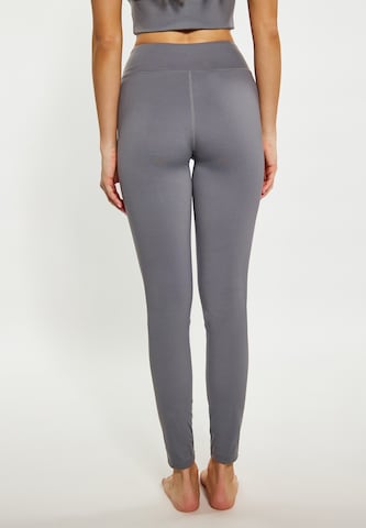 IZIA Skinny Workout Pants in Grey