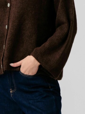 TEESHOPPEN Neulepaita ' Josie Polo ' värissä ruskea