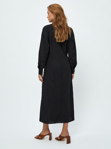 Abito camicia 'Lamira' di minus in nero