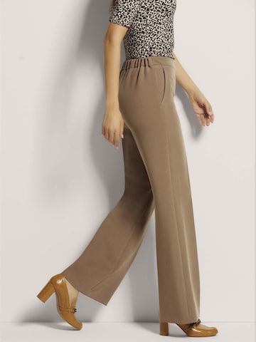 Loosefit Pantalon à plis MADELEINE en marron