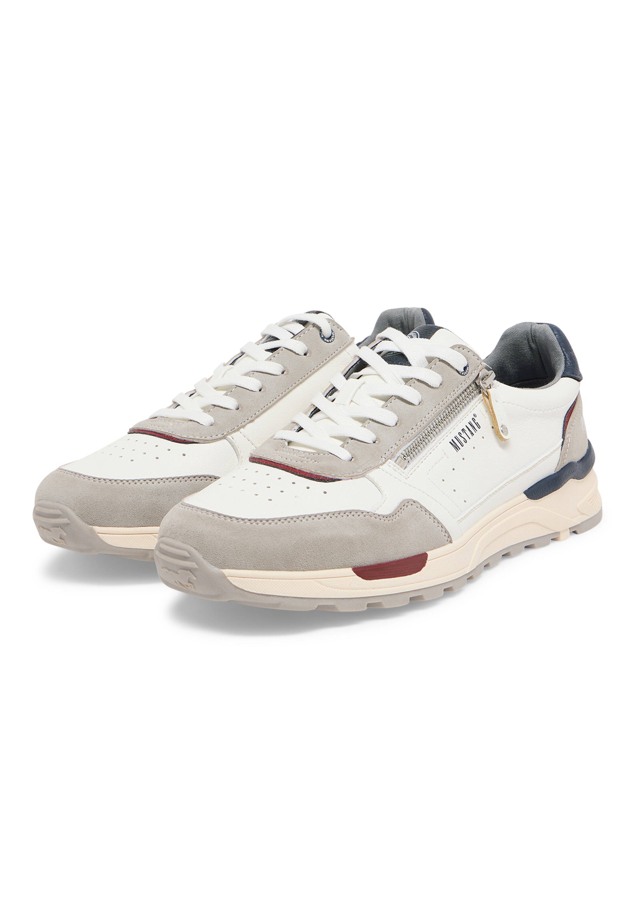 MUSTANG - Sapatilhas baixas em branco