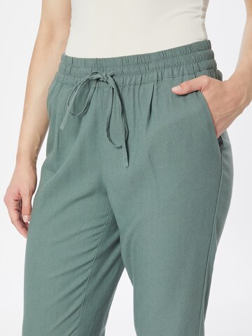 VERO MODA Tapered Pants 'JESMILO' in Green