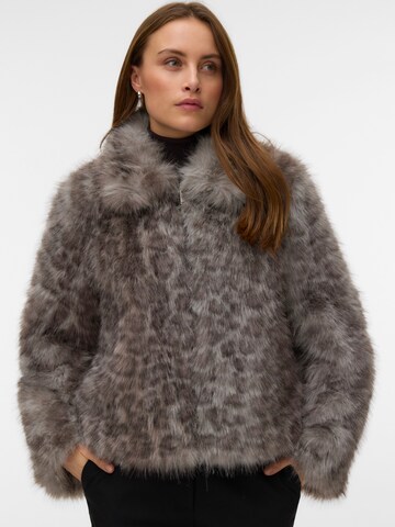 VERO MODA Зимно яке 'VMLIA' в сиво: отпред