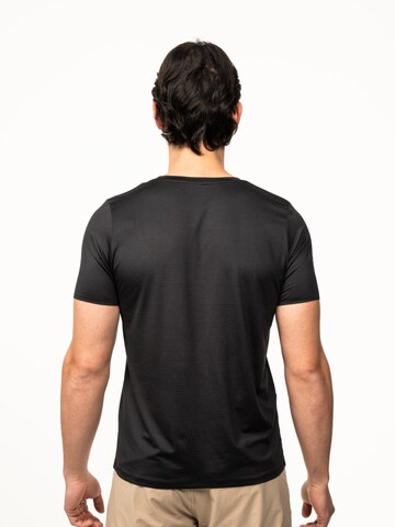 saved lab Funktionsshirt 'SL-241 Performance Tee Black'‌‌‌‌‌‌‌‌ in Schwarz