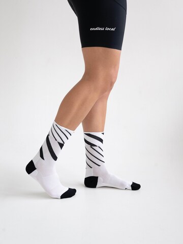 INCYLENCE Athletic Socks 'ANGLES' in White