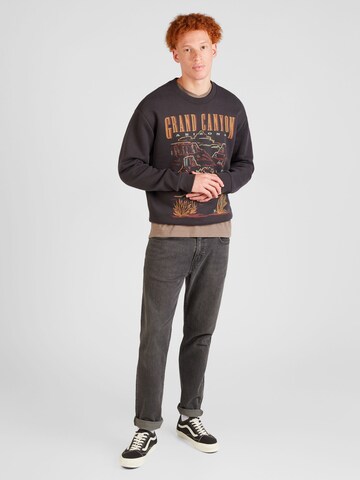 HOLLISTER Sweatshirt 'APRES SKI' in Zwart