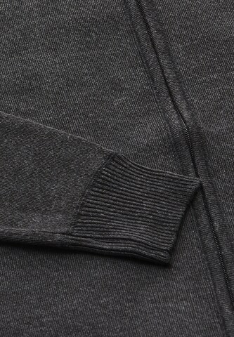 FUMO Knit cardigan in Grey