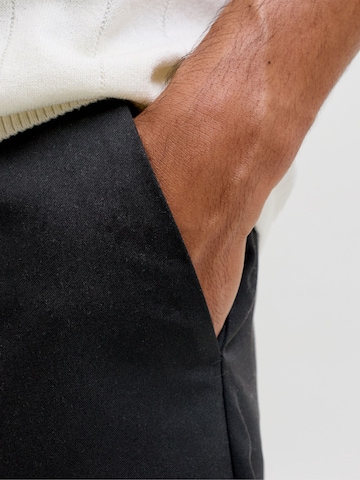 aprel - Pierna ancha Pantalón de pinzas en negro