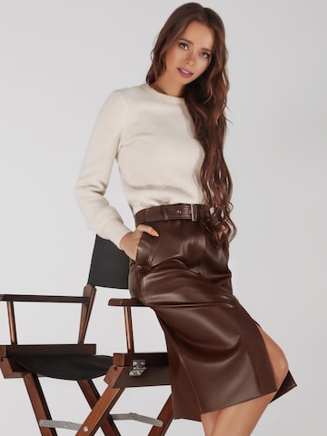 Anushka Skirt in Brown