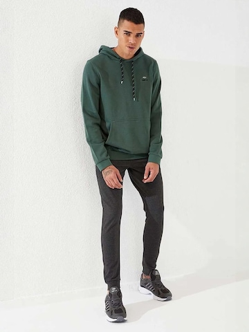 Tommy Life Sweatshirt in Green