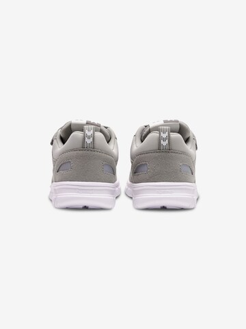 Hummel Sneakers i grå
