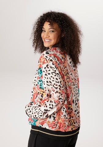 Aniston Between-Season Jacket in Beige