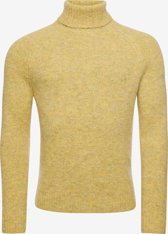 Superdry Sweater in Yellow: front