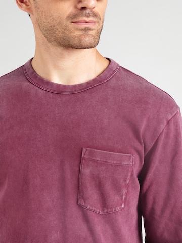 GAP T-shirt i röd