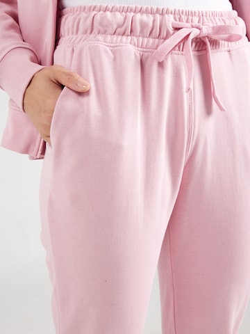 Tapered Pantaloni sportivi di 4F in rosa