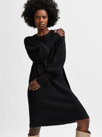 SELECTED FEMME Knitted dress 'Lulu' in Black