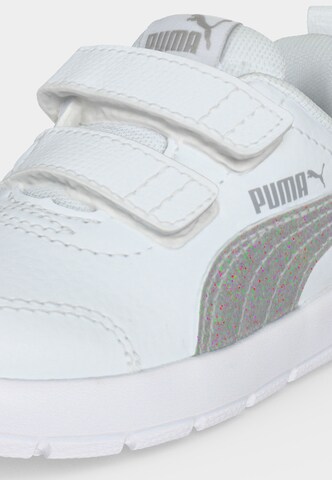 Sneaker 'Courtflex V3' de la PUMA pe alb