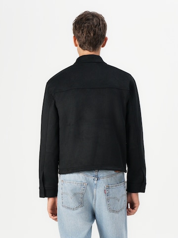 Abercrombie & Fitch Φθινοπωρινό και ανοιξιάτικο μπουφάν σε μαύρο