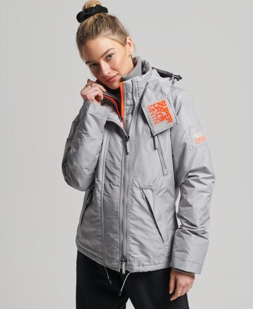 Superdry Functionele jas 'Mountain' in Grijs: voorkant