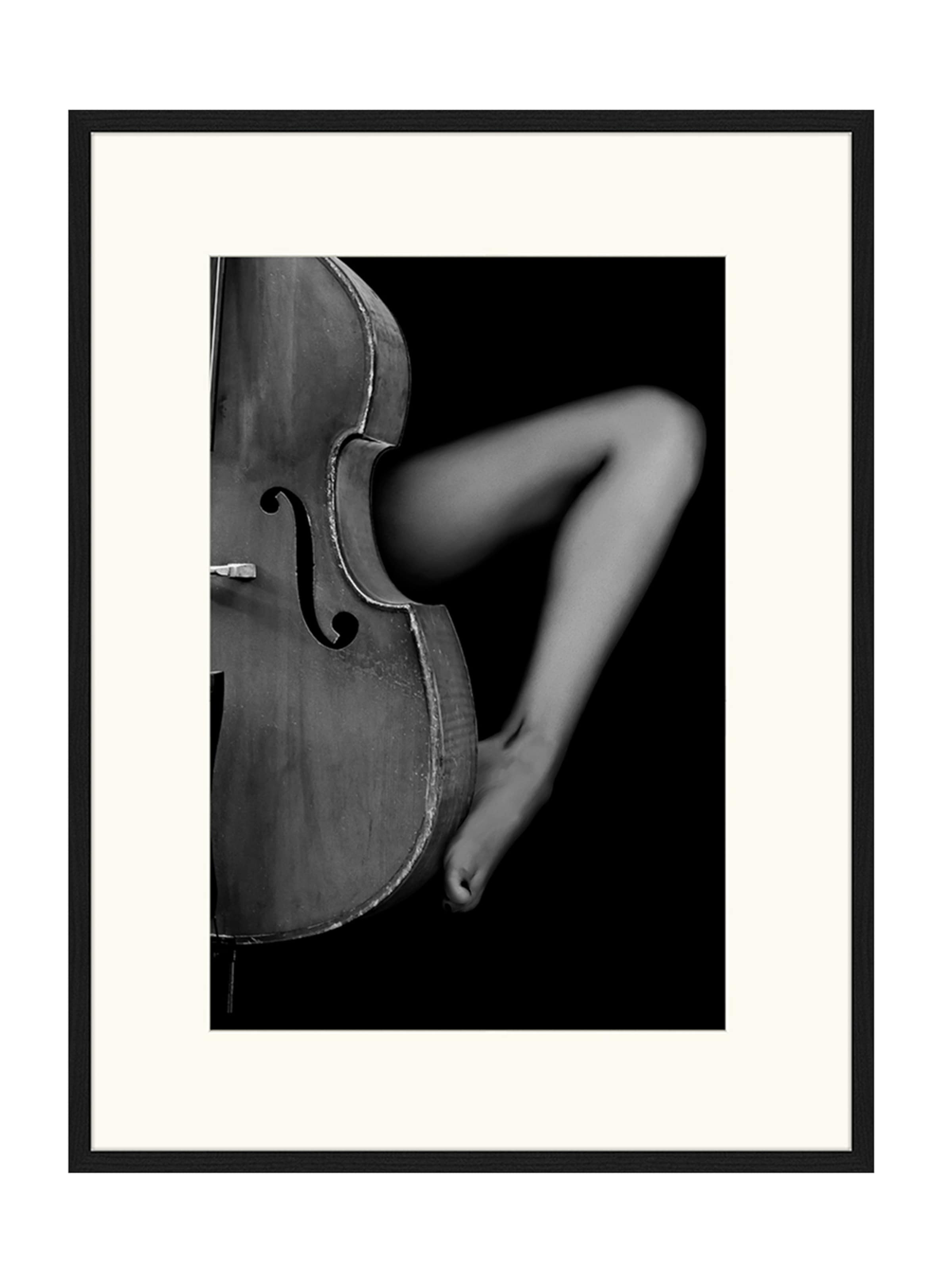 Liv Corday Image 'Music' in Black: front