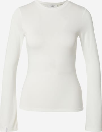 Maglietta di Kamila Šikl in bianco: frontale