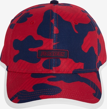 FC BAYERN MÜNCHEN Athletic Cap 'Street' in Blue: front