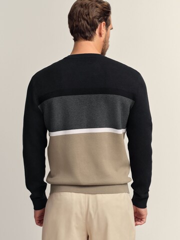 Next Pulóver - fekete