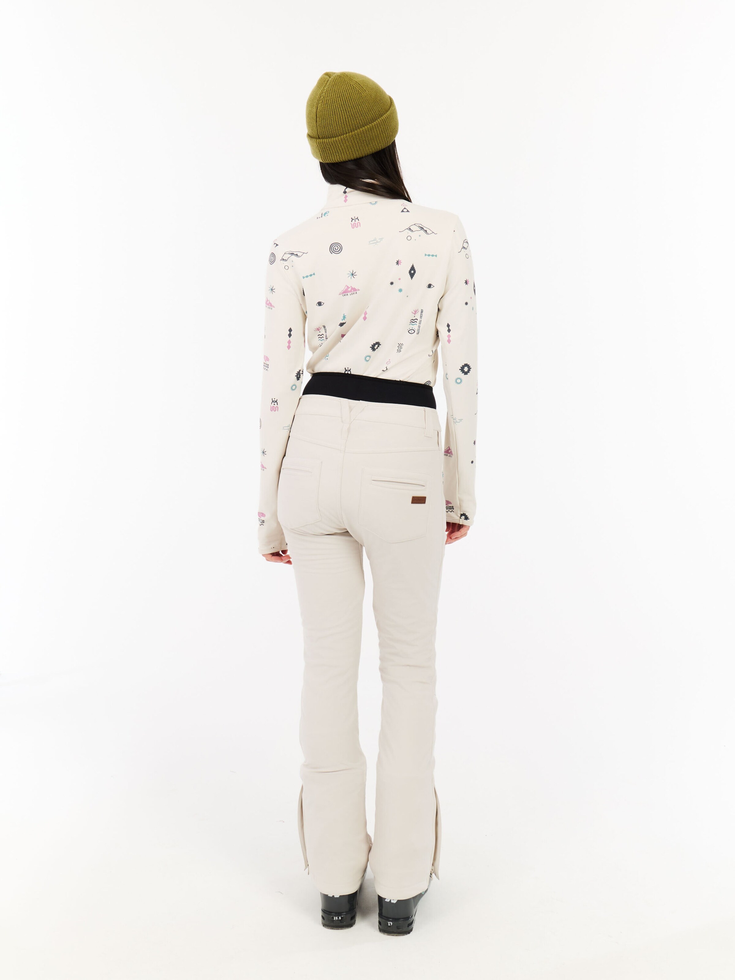 PROTEST Sportsweatshirt 'PRTVessy'‌‌‌‌‌‌‌‌ in Pink