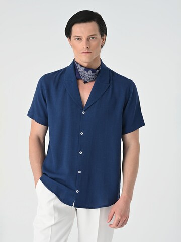 Antioch Regular Fit Hemd in Blau: Vorderseite