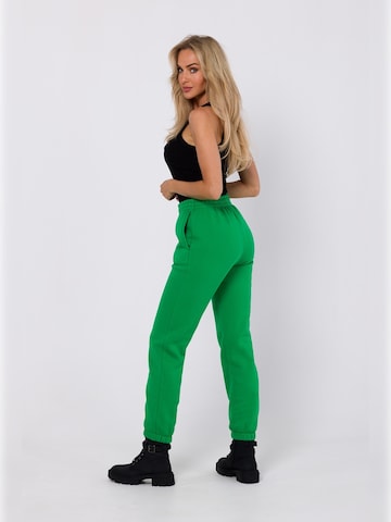made of emotion - Tapered Pantalón en verde